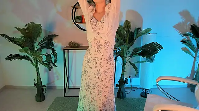 KiraMontoya online show from 03/11/25, 09:15