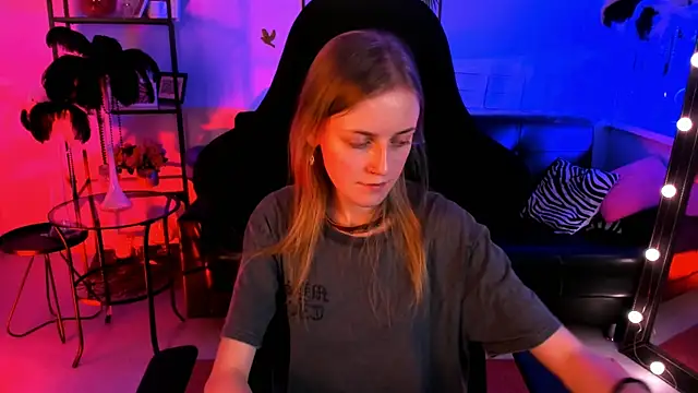 KiraMontoya online show from 02/21/25, 05:42