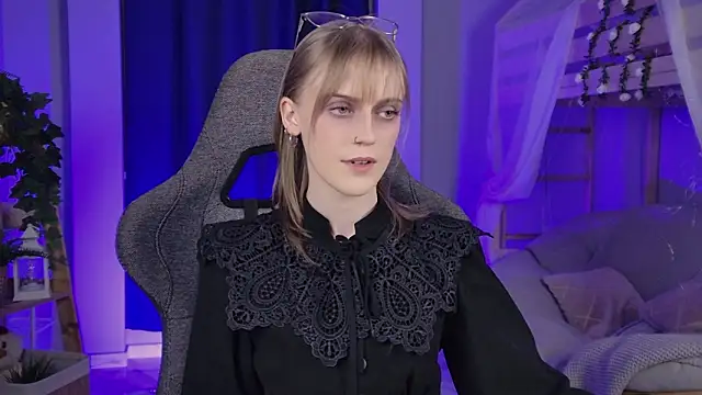 KiraMontoya online show from 03/07/26, 02:40