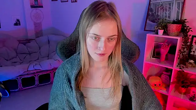 KiraMontoya online show from 03/07/25, 08:55