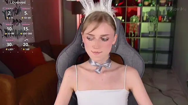 KiraMontoya online show from 06/25/26, 03:28