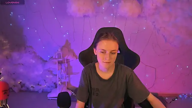 KiraMontoya online show from 03/20/25, 05:04