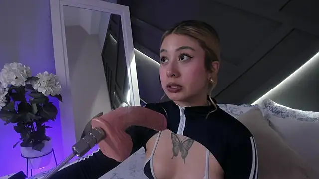 cloe palmer online show from 09/22/25, 10:05