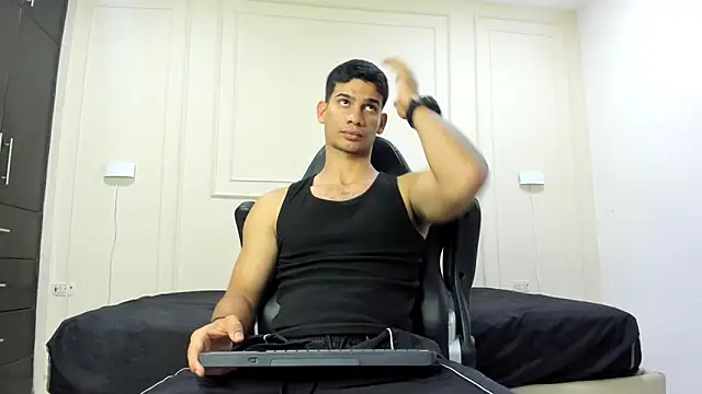 ANDRES STUD online show from 05/29/26, 03:34