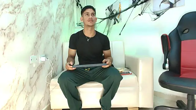 ANDRES STUD online show from 11/01/25, 04:41