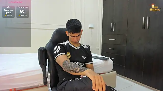 ANDRES STUD online show from 04/13/26, 04:16