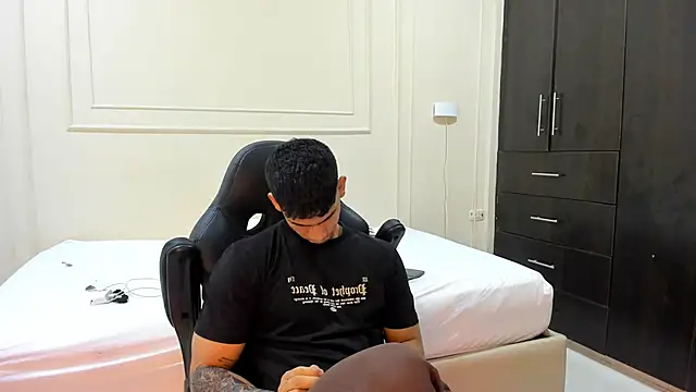 ANDRES STUD online show from 04/16/26, 03:40