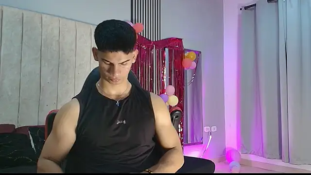 Snapshot of ANDRES_STUD chatting on 09/26/25, 04:52 ANDRES STUD online show from 09/26/25, 04:52