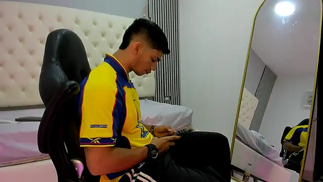 ANDRES STUD online show from 03/30/26, 03:41