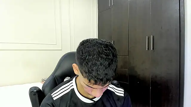 ANDRES STUD online show from 05/07/26, 03:44