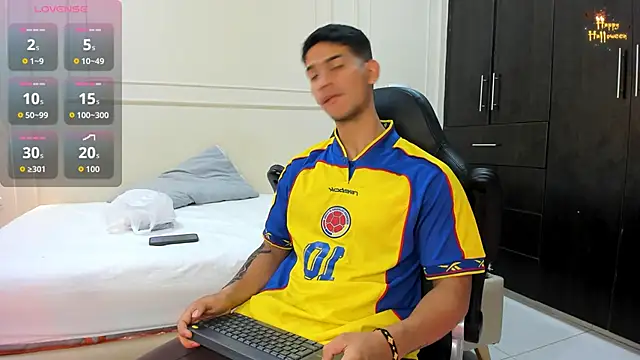 ANDRES STUD online show from 04/11/26, 03:36