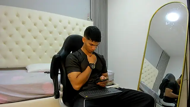 ANDRES STUD online show from 03/31/26, 03:52