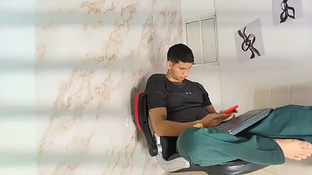 ANDRES STUD online show from 11/29/25, 04:12