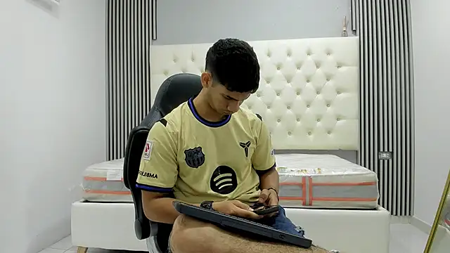 ANDRES STUD online show from 03/23/26, 04:34