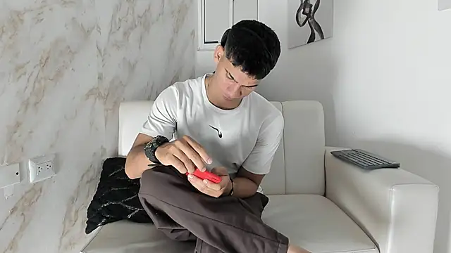 ANDRES STUD online show from 11/17/25, 04:27