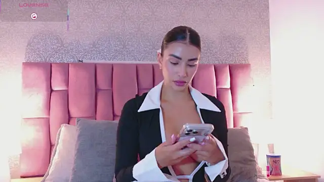 FelicityAdams online show from 02/19/26, 02:47