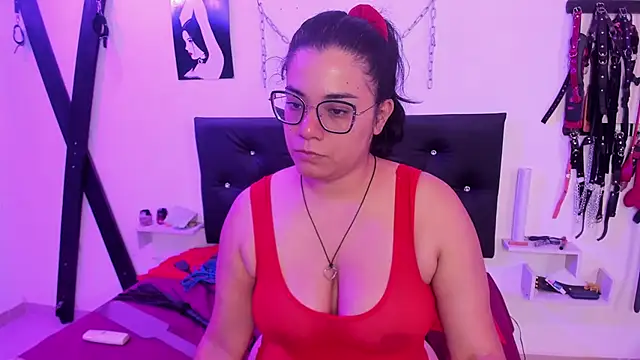 Julieta Carden  online show from 03/14/26, 07:31