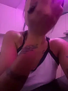 julieta fn online show from 03/27/26, 01:45