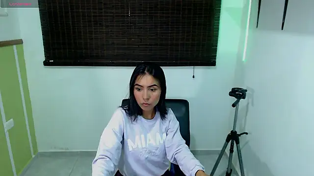 julieta fn online show from 03/16/26, 03:04