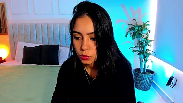 Snapshot of julieta_fn chatting on 06/16/26, 02:50 julieta fn online show from 06/16/26, 02:50
