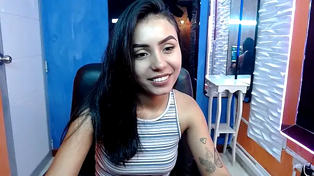 julieta fn online show from 11/13/25, 03:49