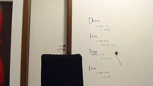 Eva Eldis online show from 11/05/25, 03:59