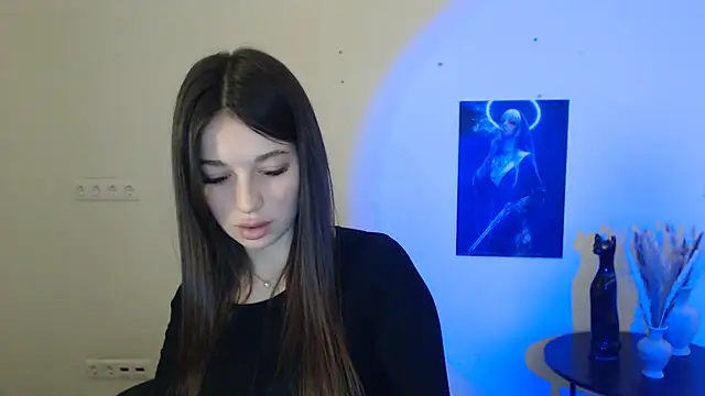 Eva Eldis online show from 02/17/25, 04:06