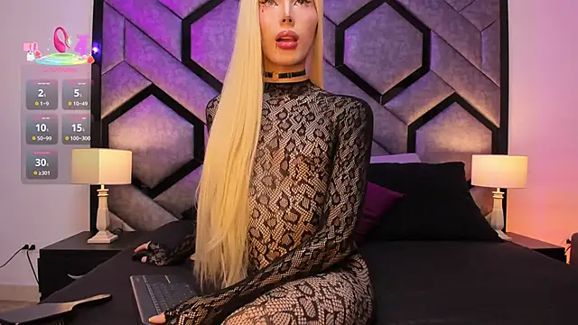 Manu bauer online show from 11/21/25, 03:55