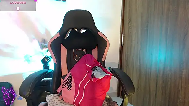 alaia sweetxxx online show from 11/12/25, 01:10