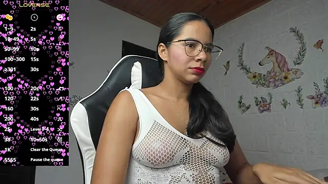 alisson hoffman05 online show from 07/09/26, 11:15