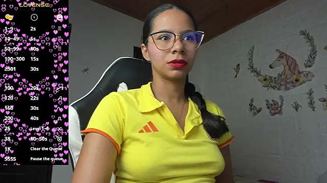 alisson hoffman05 online show from 06/23/26, 07:34