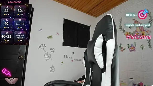 Snapshot of alisson_hoffman05 chatting on 11/01/25, 01:05 alisson hoffman05 online show from 11/01/25, 01:05