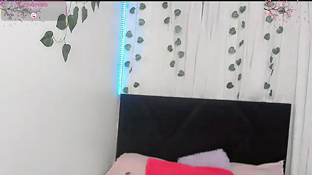 Irina milkmaid online show from 04/30/26, 07:21