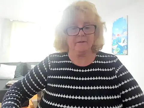 NoraJohnson6 online show from 10/04/25, 01:34