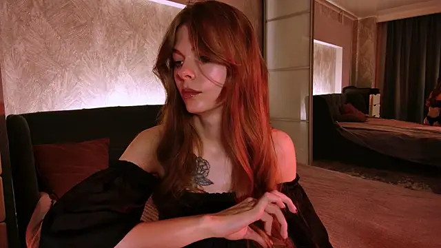 rosy black  online show from 03/18/25, 06:17