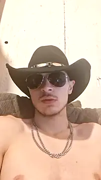 nuttyking2022 online show from 02/17/26, 04:32