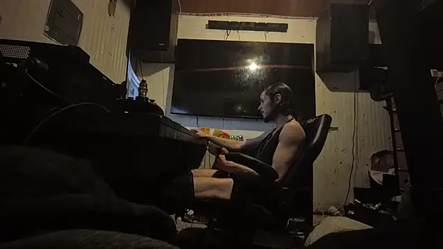 nuttyking2022 online show from 12/04/25, 08:35