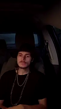 nuttyking2022 online show from 11/02/25, 02:33