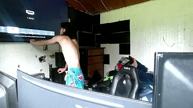 nuttyking2022 online show from 11/03/25, 06:22