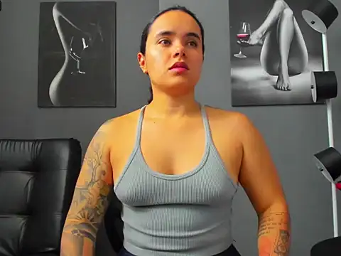 karlyjons12 online show from 09/10/25, 05:34