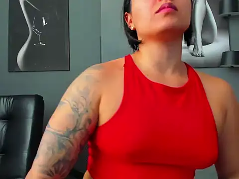 karlyjons12 online show from 05/06/26, 04:22