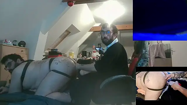 Snapshot of Mastersanges chatting on 11/17/25, 02:37 Mastersanges online show from 11/17/25, 02:37