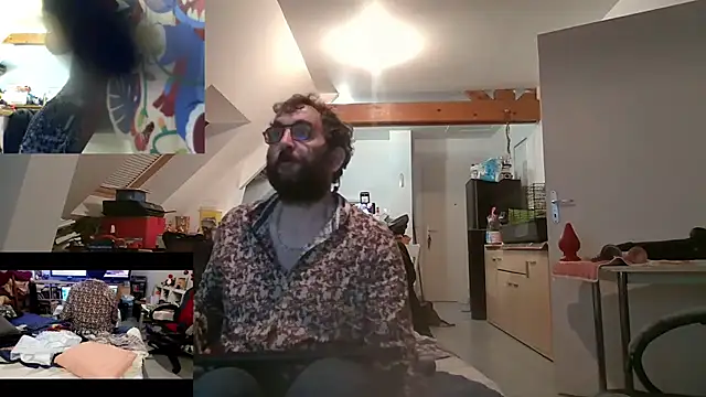 Snapshot of Mastersanges chatting on 11/11/25, 03:12 Mastersanges online show from 11/11/25, 03:12