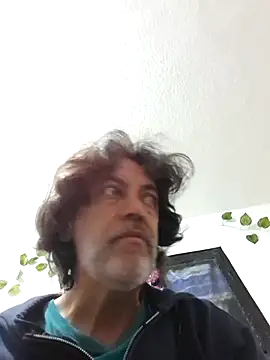 jeans and emma online show from 11/04/25, 04:49