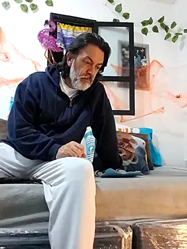 jeans and emma online show from 10/26/25, 03:18