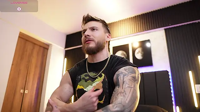 Snapshot of David_blake_ chatting on 01/13/26, 05:55 David blake online show from 01/13/26, 05:55