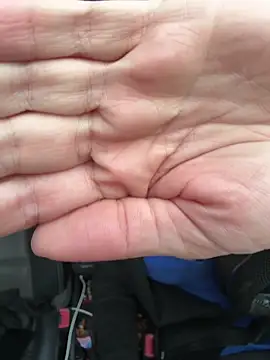 Loveblackzilla online show from 11/11/25, 03:29