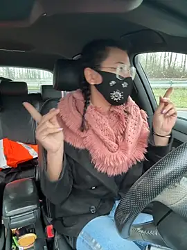 Loveblackzilla online show from 12/01/25, 03:13