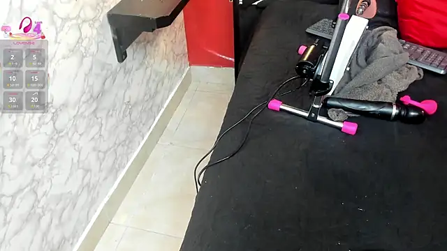 IVISBOUNCYASS online show from 11/04/25, 01:15