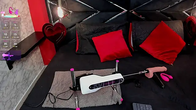 IVISBOUNCYASS online show from 09/26/25, 12:34